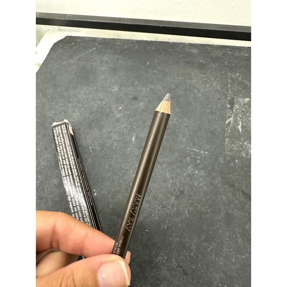 Mary Kay Brow Definer Pencil Soft Black NIB .04 Oz 018054 wood discontinued